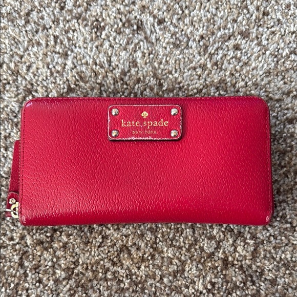kate spade Handbags - Kate Spade Neda Wellesley Continental Leather Bright Apple Red Zip Around Wallet
